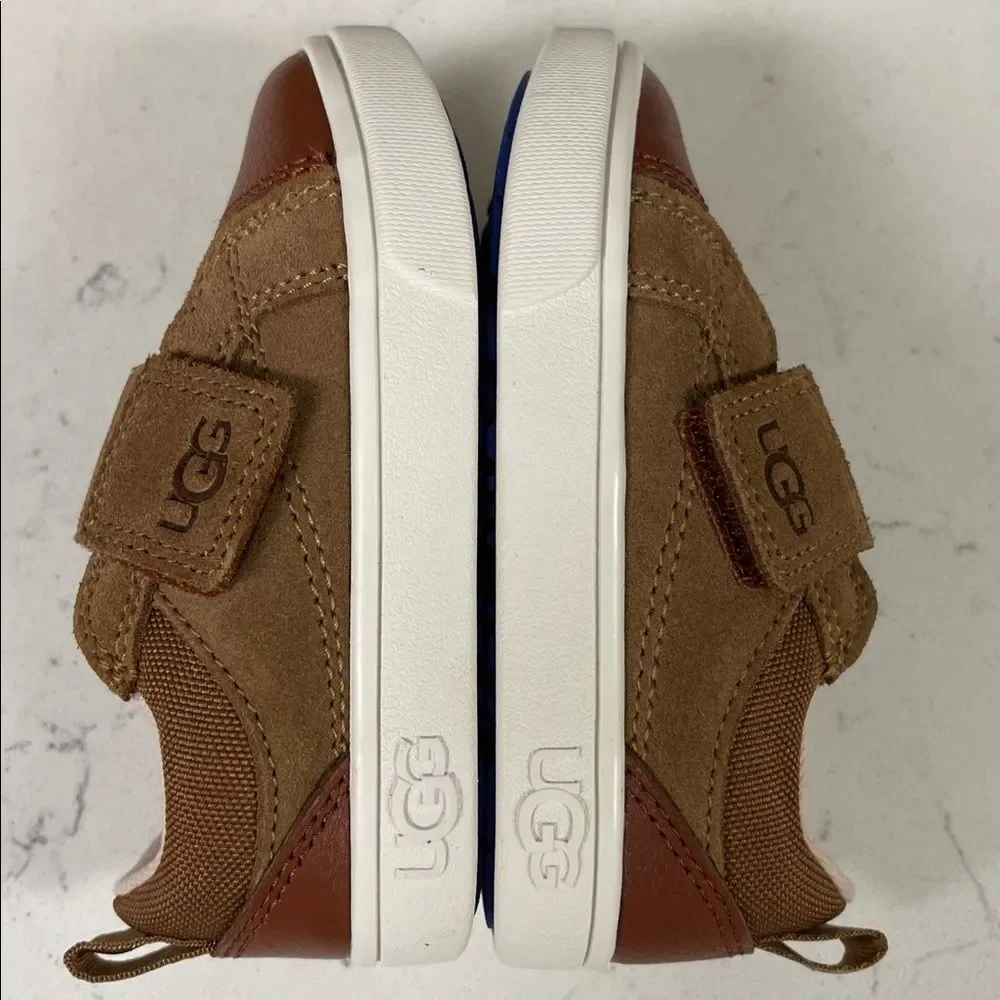 UGG T Renton Low Boys Velcro Shoes Chestnut Size 6 Worn Once